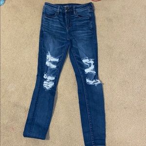 American Eagle hi waisted jeans!